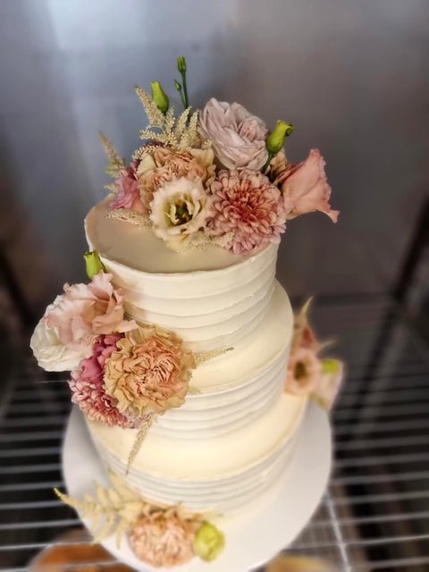 Stribet smørcreme med blomster