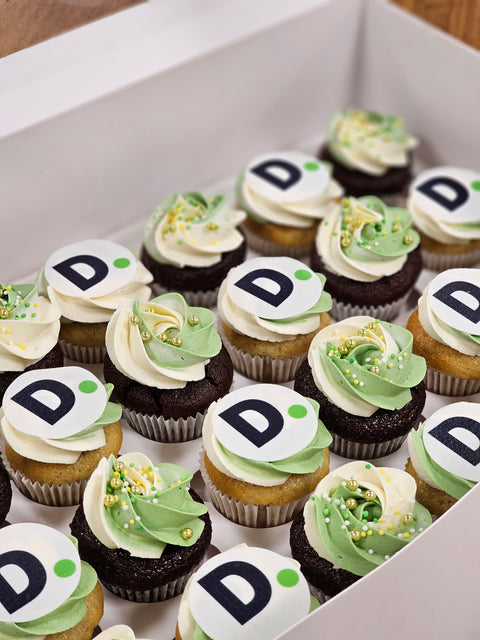 Mini cupcakes med logo