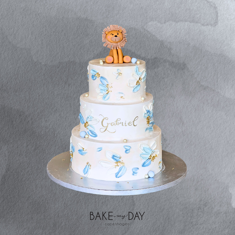 Dåbskage med smørcremeblade