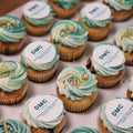 Cupcakes med logo